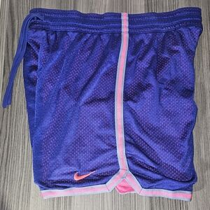 Womens Medium Nike Athletic Shorts Pink & Purple